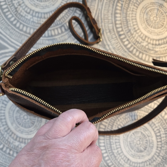 'Amost Perfect' Large Poppy in Coldbrew Portland Leather Goods Crossbody Bag - Picture 5 of 5